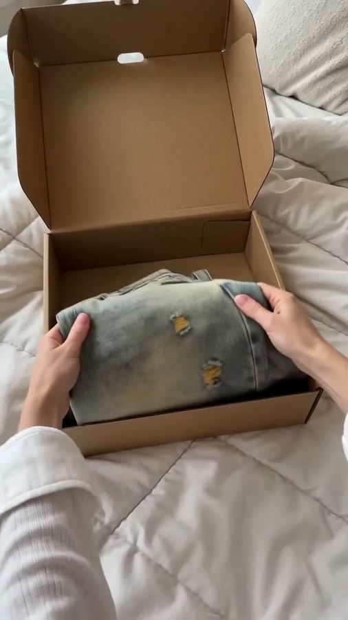 Gegenereerd unboxingbeeld vanuit gebruikersperspectief